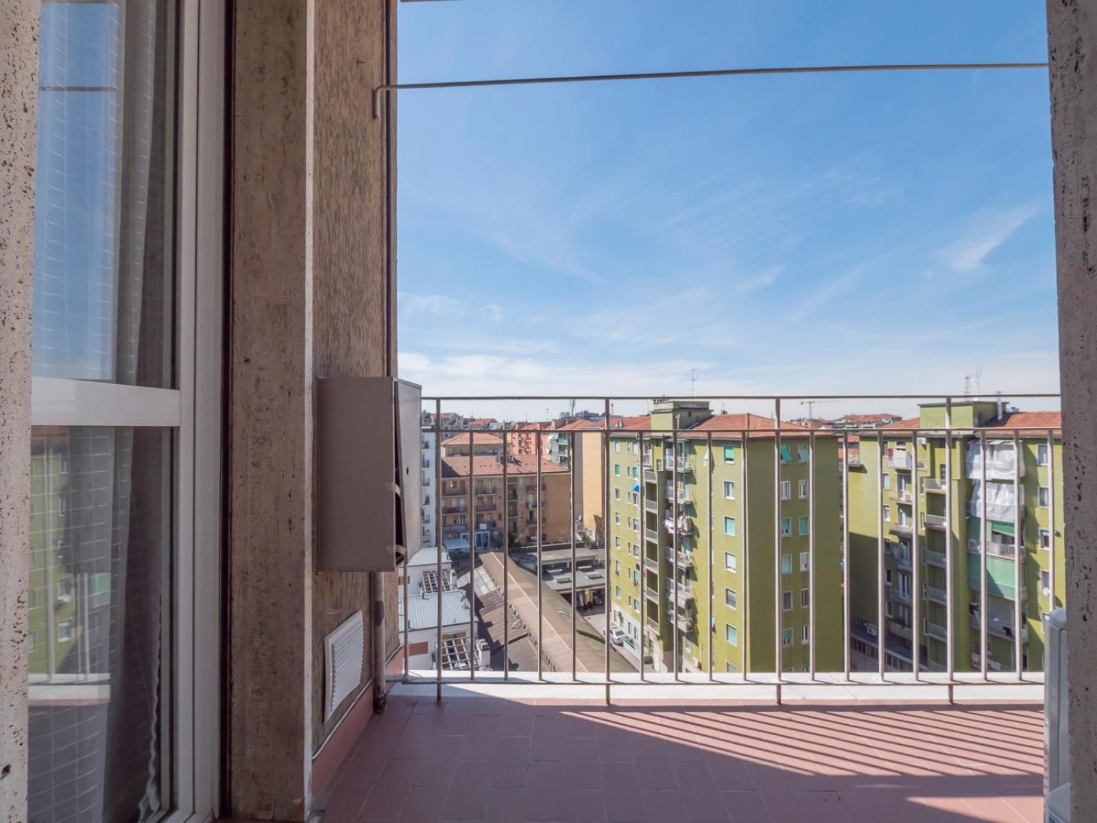 Xenia Apartments - Newly Renovated Apartment Мілан Екстер'єр фото